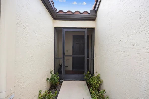 Property Slideshow image 3 of 56 | 5916 sunswept ln a, Boynton Beach, FL, 33437