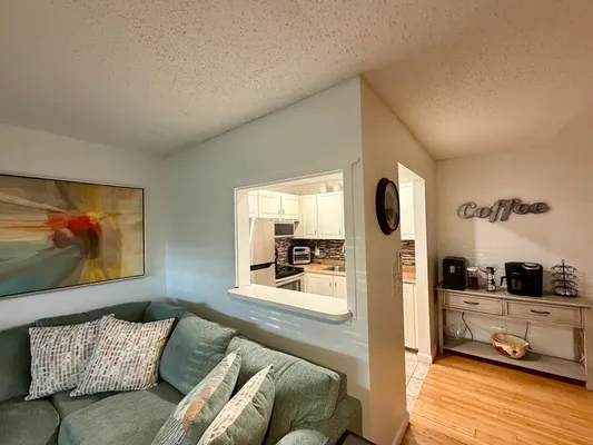 Property Slideshow image 2 of 26 | 335 durham cir j, Deerfield Beach, FL, 33442