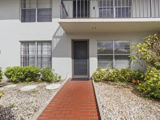 Property Slideshow image 3 of 34 | 13648 coconut palm ct a, Delray Beach, FL, 33484