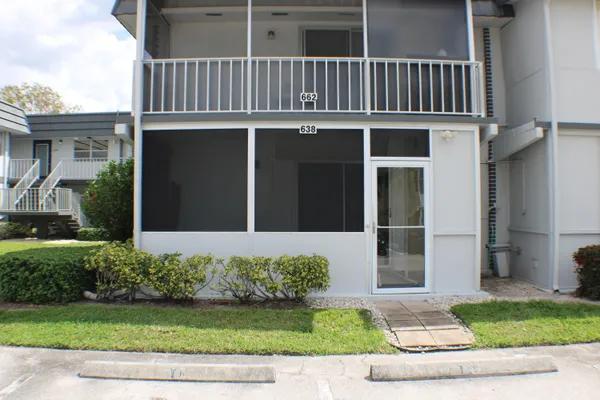 Property Slideshow image 2 of 6 | 638 saxony, Delray Beach, FL, 33446