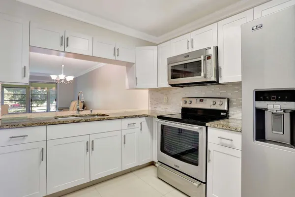 Property Slideshow image 2 of 16 | 2601 nassau bnd, Coconut Creek, FL, 33066