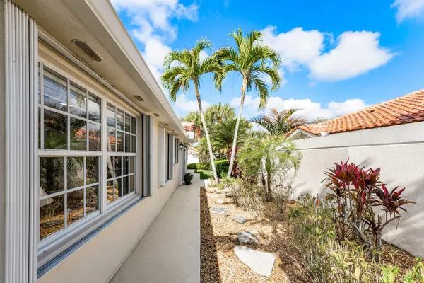 Property Slideshow image 2 of 64 | 7754 nile river rd, West Palm Beach, FL, 33411