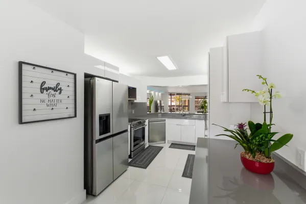 Property Slideshow image 2 of 43 | 7524 granville dr 201, Tamarac, FL, 33321