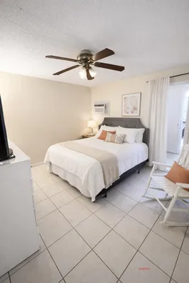 Property Slideshow image 2 of 9 | 7 lyndhurst a a, Deerfield Beach, FL, 33442