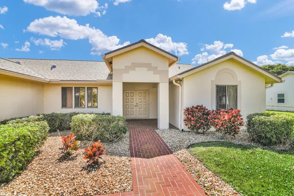 Property Slideshow image 2 of 40 | 2660 riviera dr, Delray Beach, FL, 33445