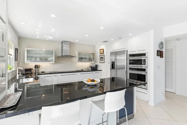 Property Slideshow image 2 of 46 | 200 macfarlane dr n-406, Delray Beach, FL, 33483