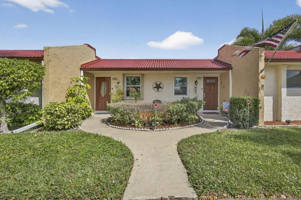 Property Slideshow image 2 of 48 | 441 lake helen dr, West Palm Beach, FL, 33411