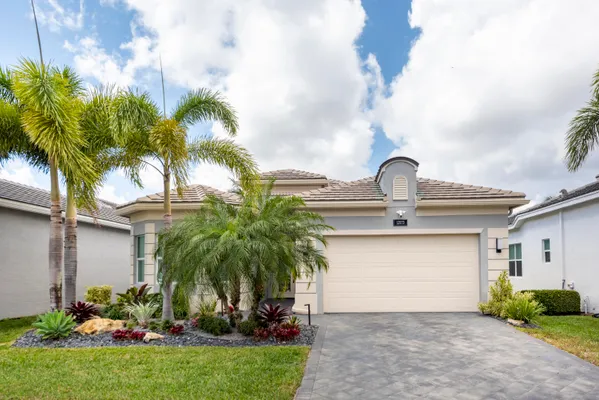 Property Slideshow image 2 of 29 | 12375 crested butte ave, Boynton Beach, FL, 33437