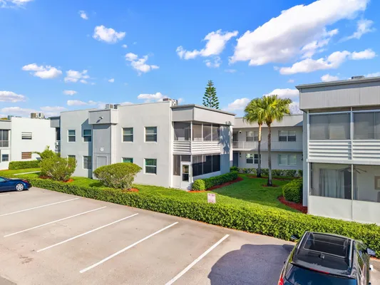 Property Slideshow image 2 of 28 | 932 flanders t t, Delray Beach, FL, 33484