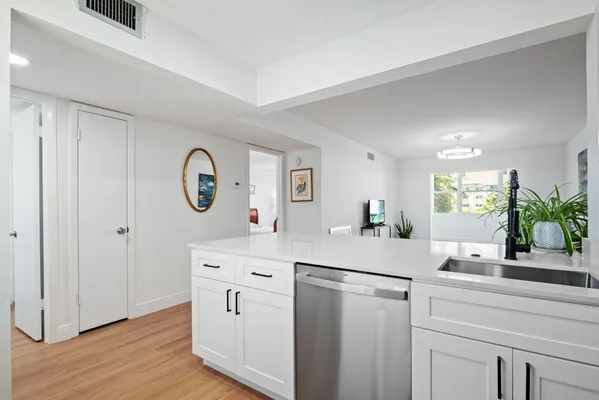 Property Slideshow image 3 of 31 | 230 ne 26th ave 2160, Boynton Beach, FL, 33435