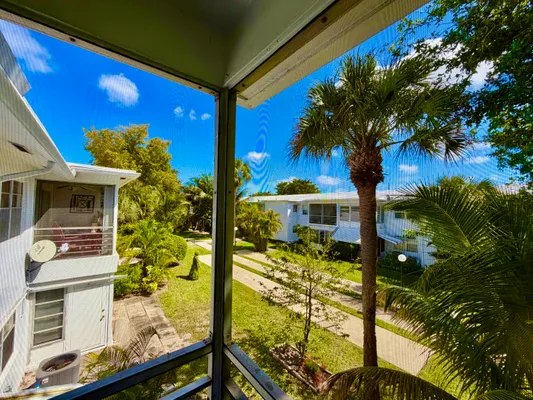 Property Slideshow image 3 of 38 | 2551 w golf blvd 204, Pompano Beach, FL, 33064
