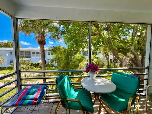 Property Slideshow image 2 of 38 | 2551 w golf blvd 204, Pompano Beach, FL, 33064