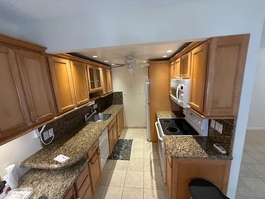 Property Slideshow image 3 of 9 | 3092 westbury h 3092, Deerfield Beach, FL, 33442