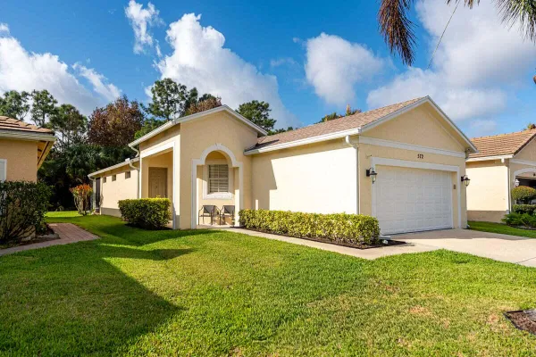 Property Slideshow image 2 of 47 | 572 sw indian key dr drive, Port St. Lucie, FL, 34986