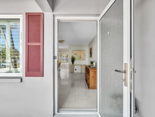 Property Slideshow image 3 of 53 | 4504 nw 47th ter, Tamarac, FL, 33319