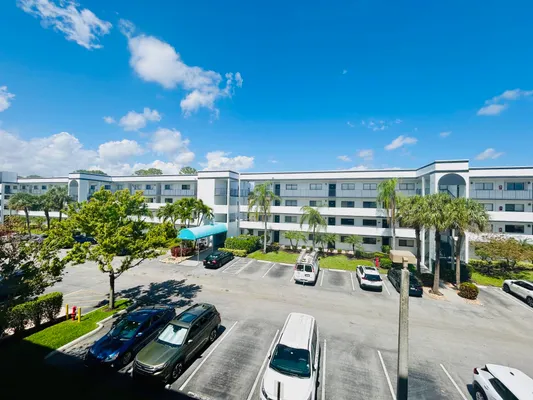 Property Slideshow image 2 of 49 | 4725 lucerne lakes blvd 314, Lake Worth, FL, 33467