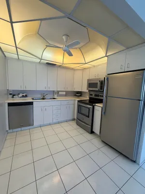 Property Slideshow image 3 of 10 | 4022 wolverton e, Boca Raton, FL, 33434