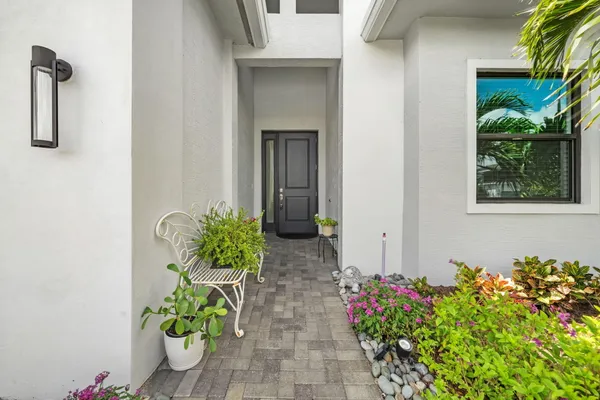 Property Slideshow image 2 of 49 | 5583 captiva ln, Westlake, FL, 33470
