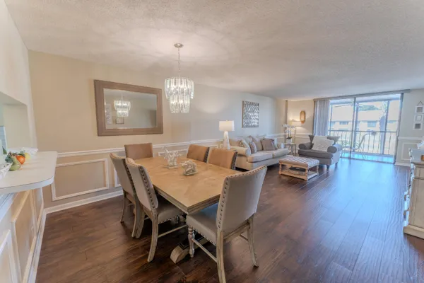 Property Slideshow image 3 of 31 | 4725 e lucerne lakes blvd blvd 203, Lake Worth, FL, 33467