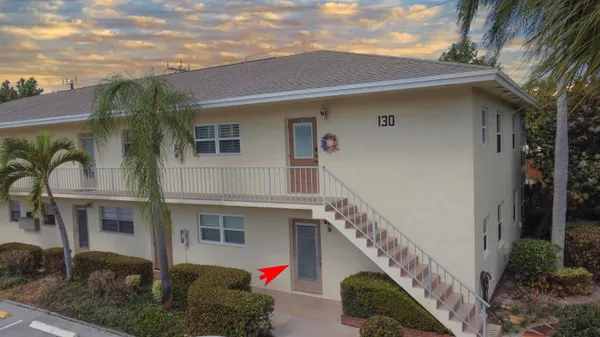 Property Slideshow image 3 of 35 | 2950 se ocean blvd 130-4, Stuart, FL, 34996