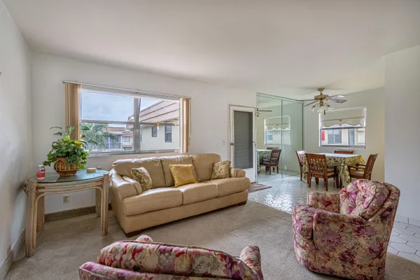 Property Slideshow image 3 of 20 | 141 saxony c ter 141, Delray Beach, FL, 33446