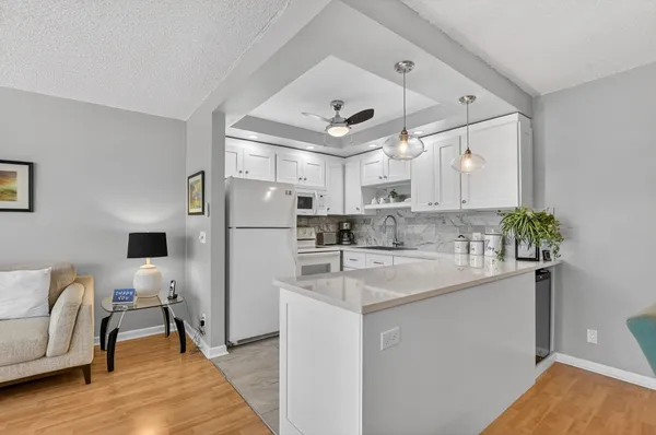 Property Slideshow image 3 of 104 | 2074 cambridge d d, Deerfield Beach, FL, 33442