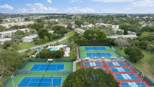 Property Slideshow image 3 of 5 | 3102 portofino pt k3, Coconut Creek, FL, 33066