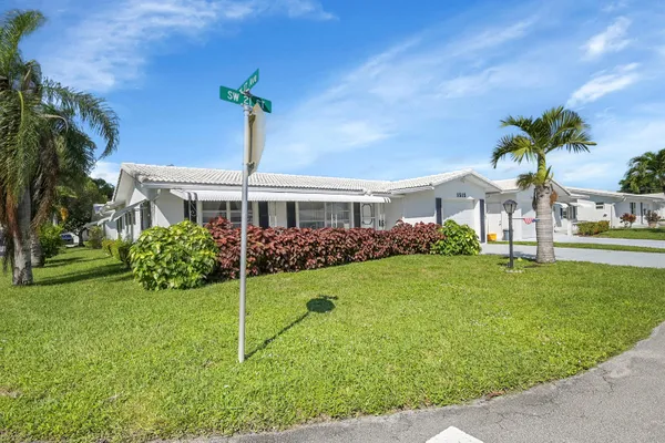 Property Slideshow image 2 of 29 | 1515 sw 21st st, Boynton Beach, FL, 33426