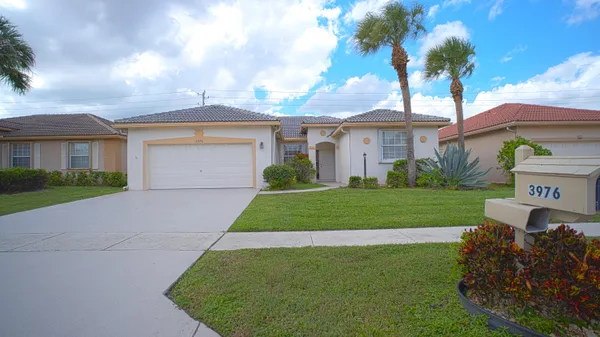 Property Slideshow image 2 of 24 | 3976 summer chase ct, Lake Worth, FL, 33467