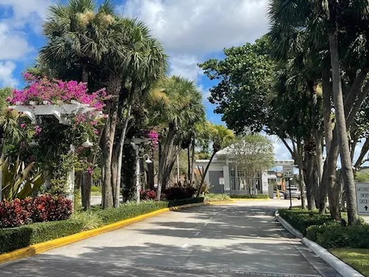 Property Slideshow image 2 of 13 | 20 valencia a, Delray Beach, FL, 33446