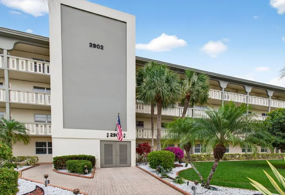 Property Slideshow image 2 of 96 | 2902 victoria cir j-2, Coconut Creek, FL, 33066