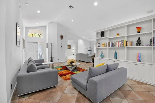 Property Slideshow image 2 of 26 | 11590 creekside dr, Boynton Beach, FL, 33437