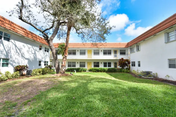 Property Slideshow image 2 of 58 | 1225 nw 21st st 3105, Stuart, FL, 34994