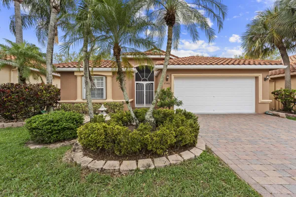 Property Slideshow image 2 of 47 | 7548 caprio dr, Boynton Beach, FL, 33472
