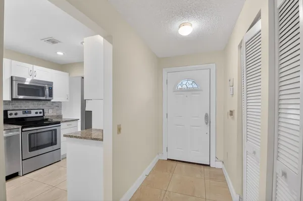 Property Slideshow image 3 of 67 | 15 stratford dr c, Boynton Beach, FL, 33436