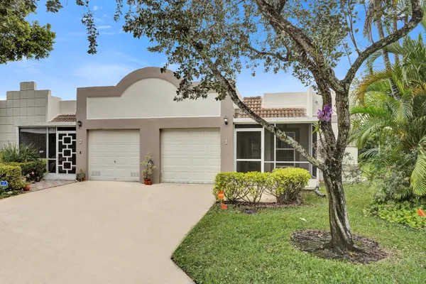 Property Slideshow image 3 of 90 | 9005 flynn cir 1, Boca Raton, FL, 33496