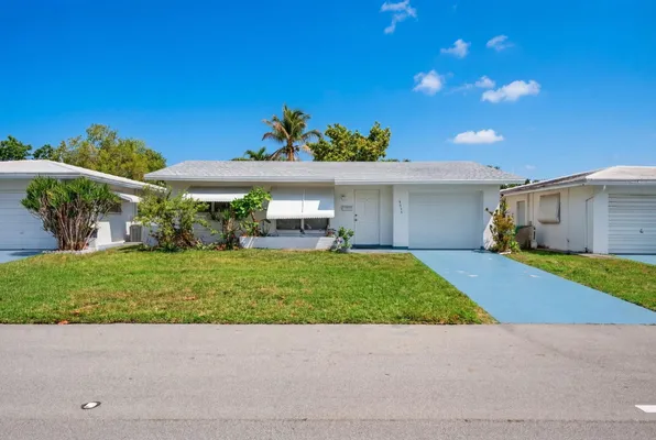 Property Slideshow image 2 of 25 | 4955 nw 47th ter, Tamarac, FL, 33319