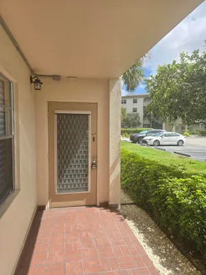 Property Slideshow image 2 of 63 | 1901 bermuda cir m1, Coconut Creek, FL, 33066