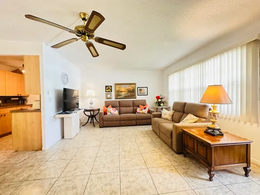 Property Slideshow image 3 of 54 | 1146 cambridge g g, Deerfield Beach, FL, 33442