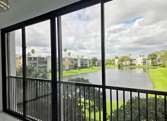 Property Slideshow image 2 of 23 | 14460 strathmore ln 307, Delray Beach, FL, 33446