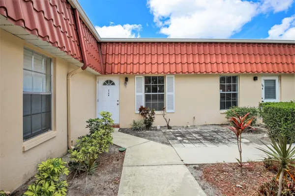 Property Slideshow image 2 of 83 | 714 nantucket cir b, Lake Worth, FL, 33467