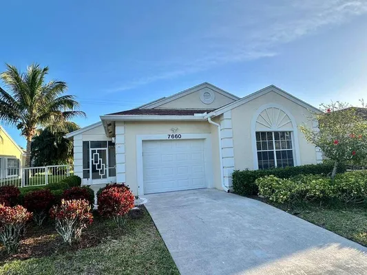 Property Slideshow image 2 of 30 | 7660 mansfield hollow rd, Delray Beach, FL, 33446