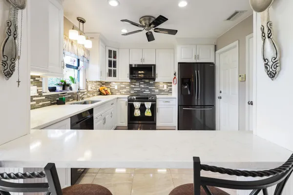 Property Slideshow image 2 of 10 | 9860 chestnut tree ter a, Boynton Beach, FL, 33436