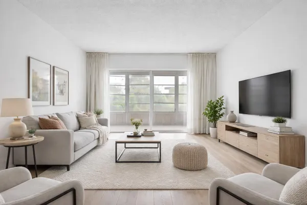 Property Slideshow image 2 of 24 | 2900 nw 47th ter 303b, Lauderdale Lakes, FL, 33313