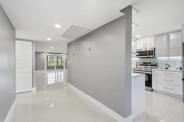 Property Slideshow image 2 of 64 | 1701 andros isle c1, Coconut Creek, FL, 33066