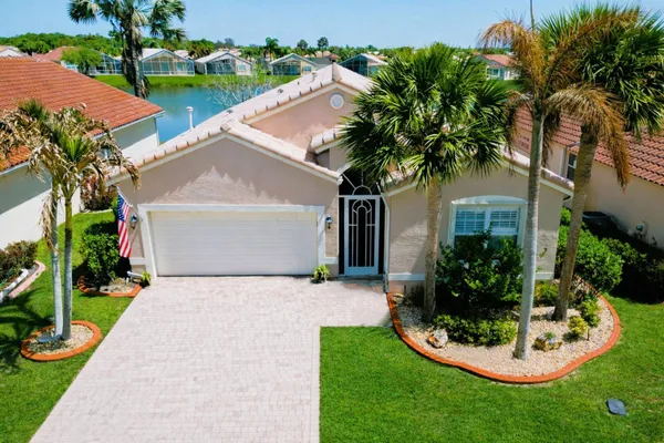 Property Slideshow image 2 of 64 | 362 nw sunview way, Port St. Lucie, FL, 34986