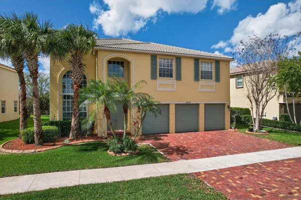 Property Slideshow image 3 of 61 | 11473 sw fieldstone way, Port St. Lucie, FL, 34987