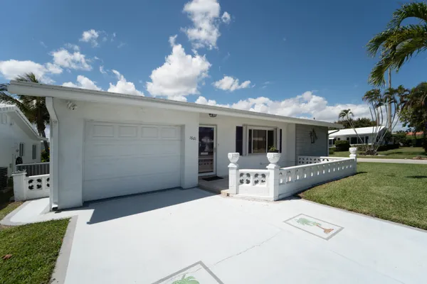 Property Slideshow image 3 of 27 | 1601 sw 18th st, Boynton Beach, FL, 33426