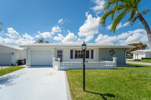 Property Slideshow image 2 of 27 | 1601 sw 18th st, Boynton Beach, FL, 33426