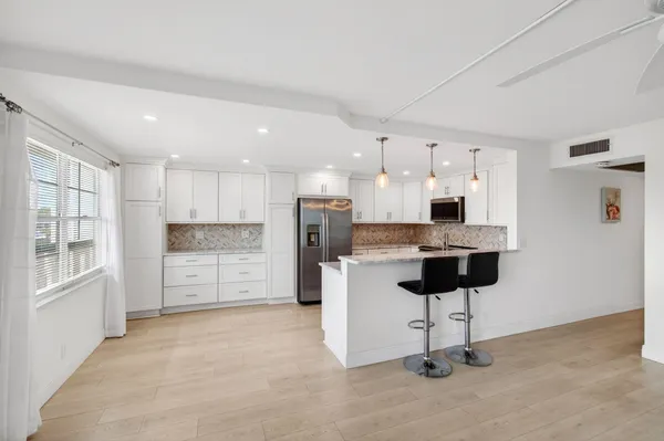 Property Slideshow image 3 of 62 | 3084 oakridge u u, Deerfield Beach, FL, 33442